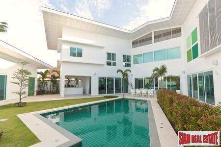 Villa Verde | Modern Luxury Five-Bedroom Villa in Rawai-0