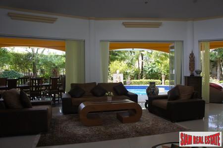 Impressive Tropical-Modern Two-Bedroom Pool Villa in Kathu-3