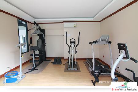 Pet Friendly, Stunning 3 bedroom 230 sqm Luxury Apartment in Ekkamai-6