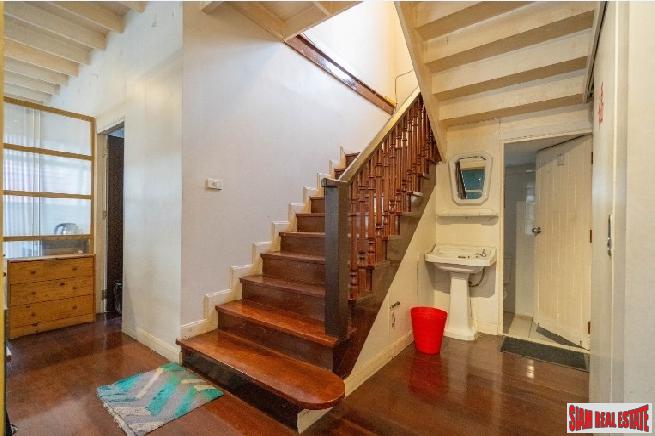 Three Bedroom 300 square meter Private House for Rent at Nana BTS-14