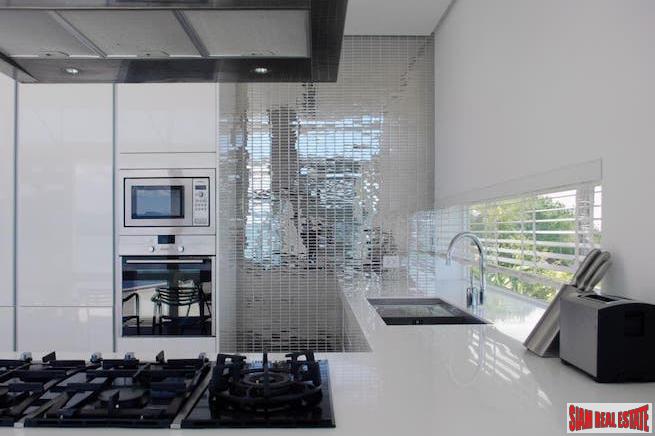 The Bay Yamu | Luxury Five Bedroom Modern Tropical Pool Villa for Sale-11
