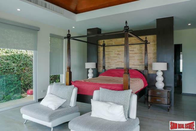 Sea View Five Bedroom Pool Villa with Many Extras for Sale in Pa Klok-10