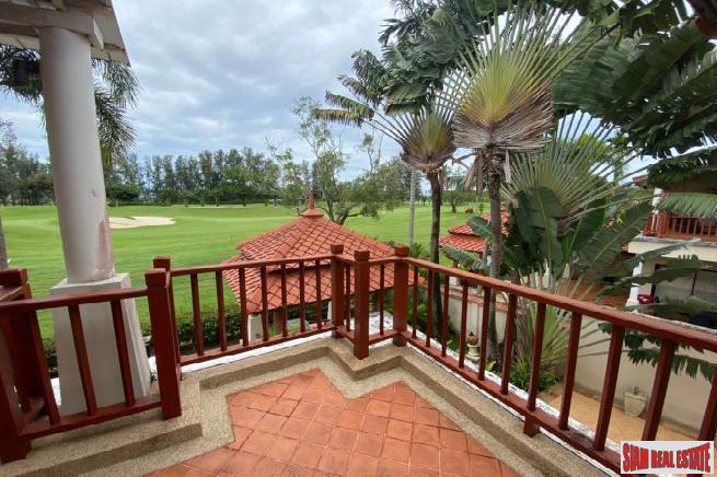 Contemporary three-bedroom villa with private pool in Laguna-12